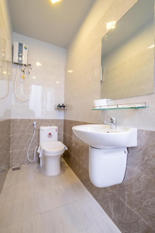 Zuka Hotel & Apartment Дананг Екстер'єр фото