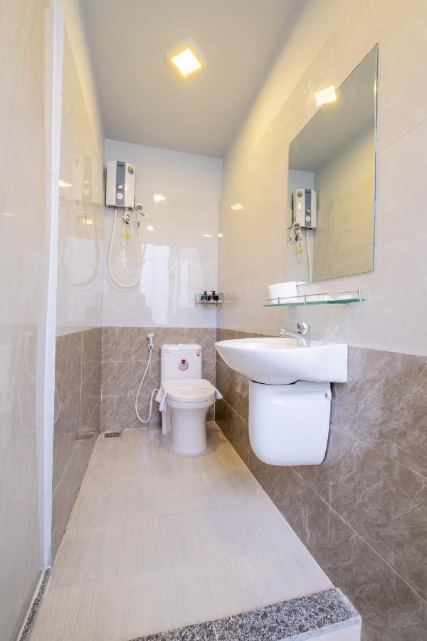 Zuka Hotel & Apartment Дананг Екстер'єр фото